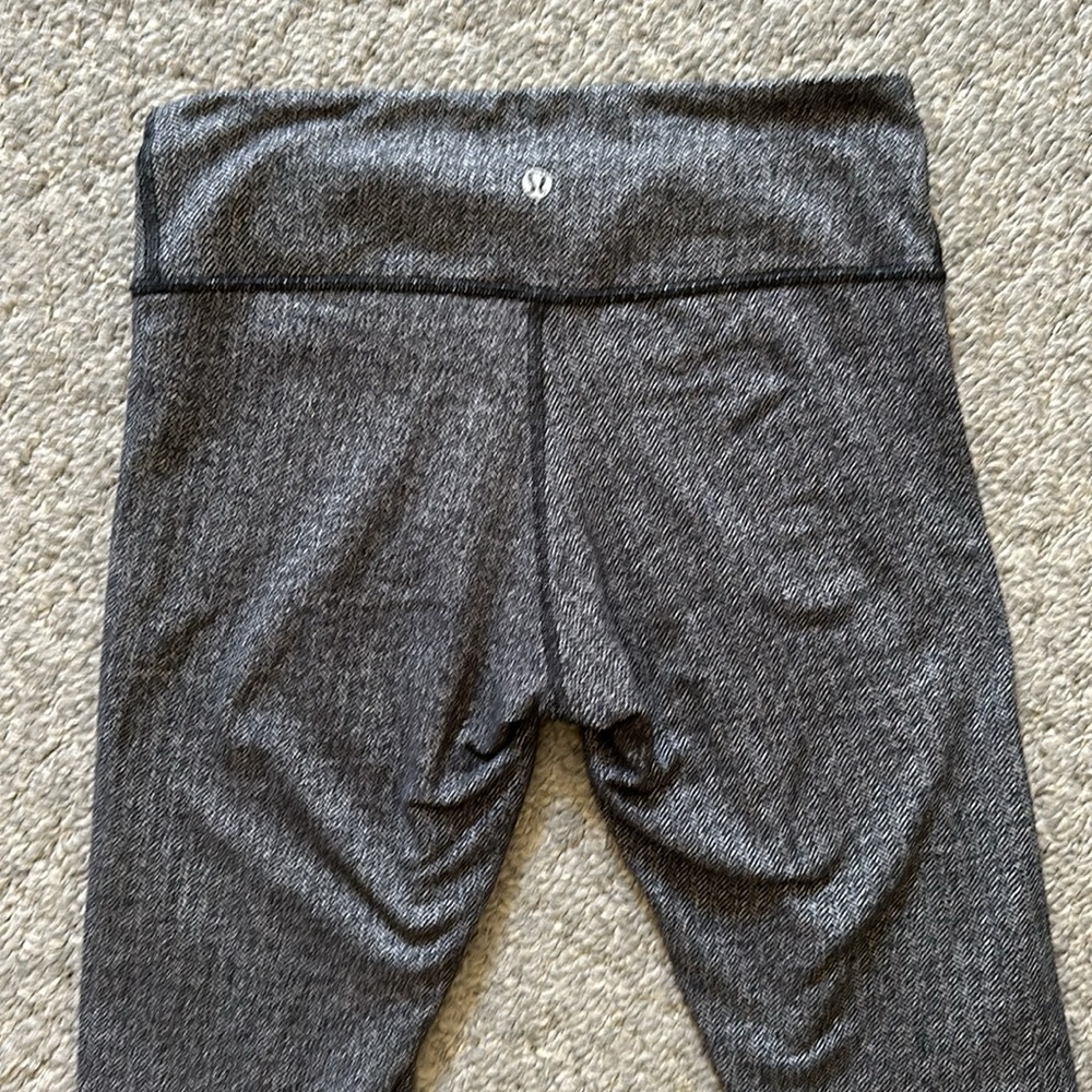 Lululemon Black and Gray Tweed Look Leggings